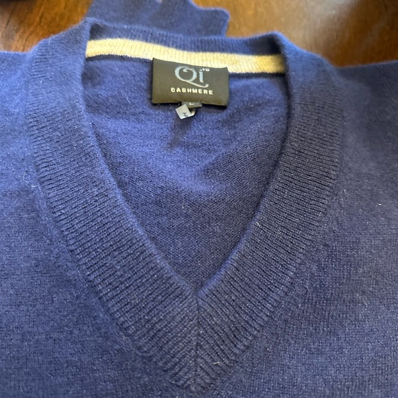 Qi Cashmere sweater - Picture 3 of 3